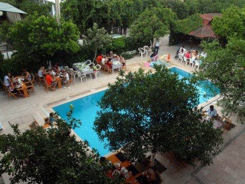 בלדיבי Ipsos Hotel מראה חיצוני תמונה
