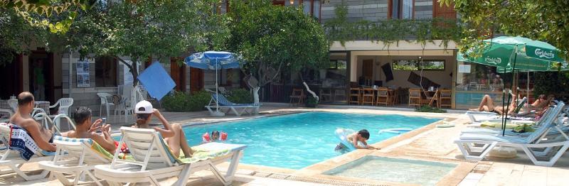 בלדיבי Ipsos Hotel מראה חיצוני תמונה